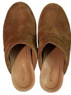 Vionic Kacie Women's Orthotic Support Clogs